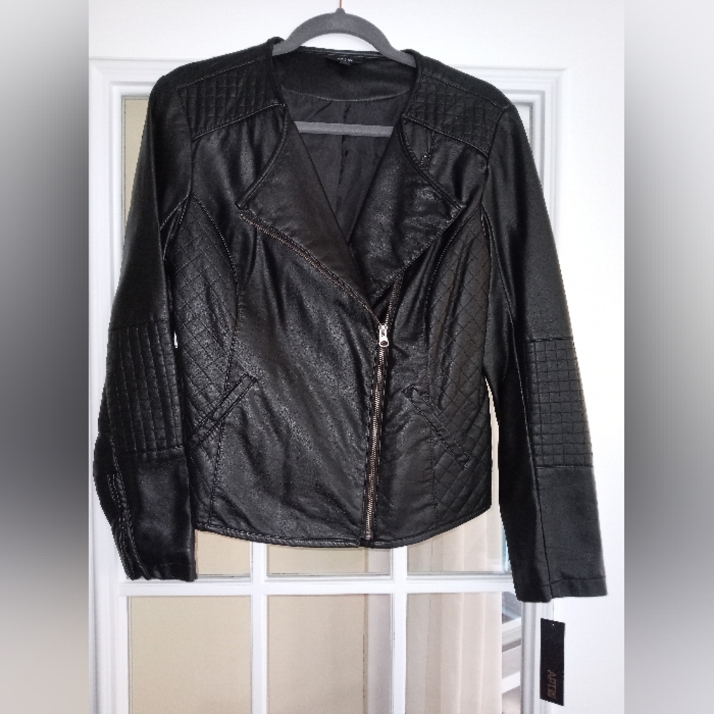 Apt. 9 Faux leather zip front jacket